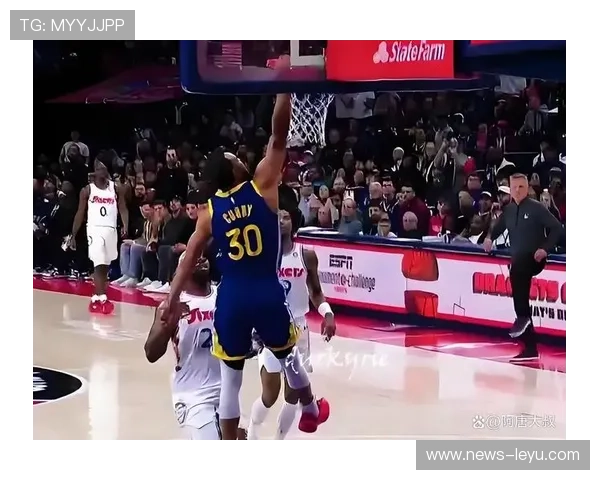 2019季后赛：库里关键第4节连续投中两个超远距离三分，带队逆转！