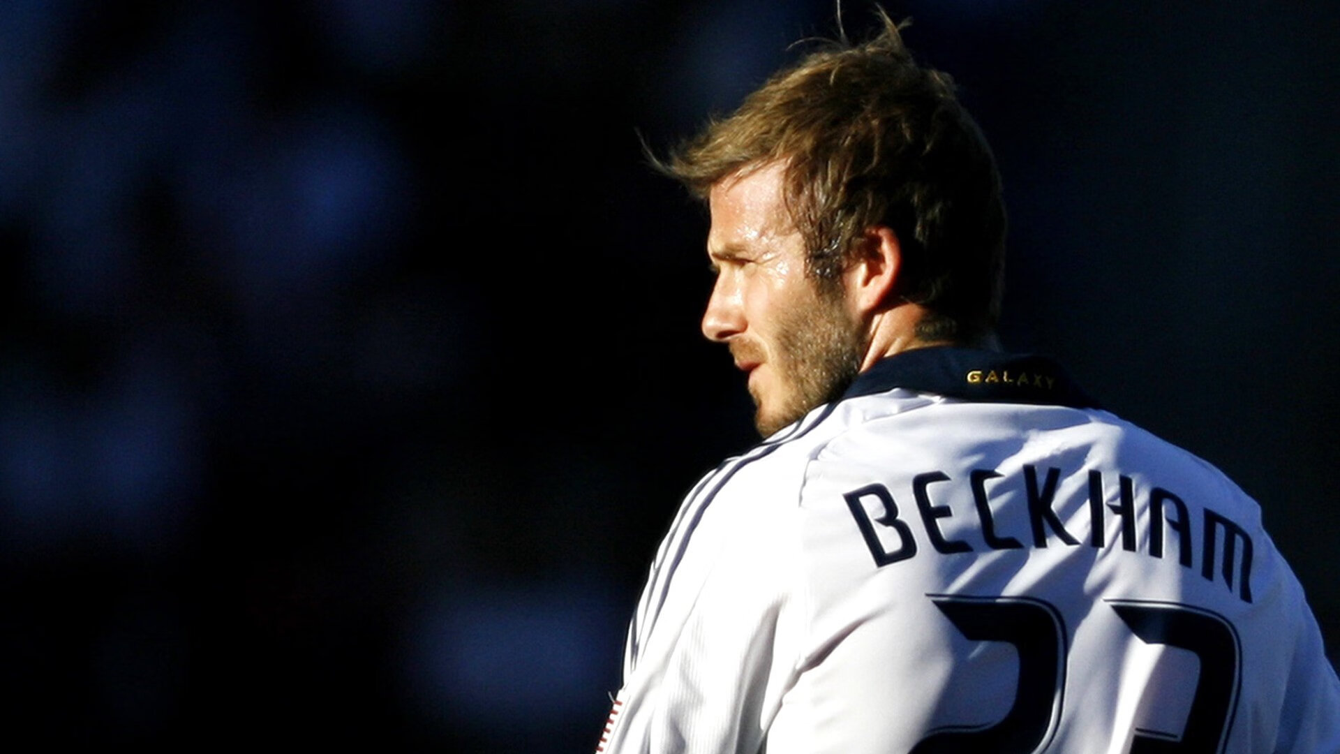 黄蜂主帅尝试三后卫组合收效明显，黄蜂 后卫